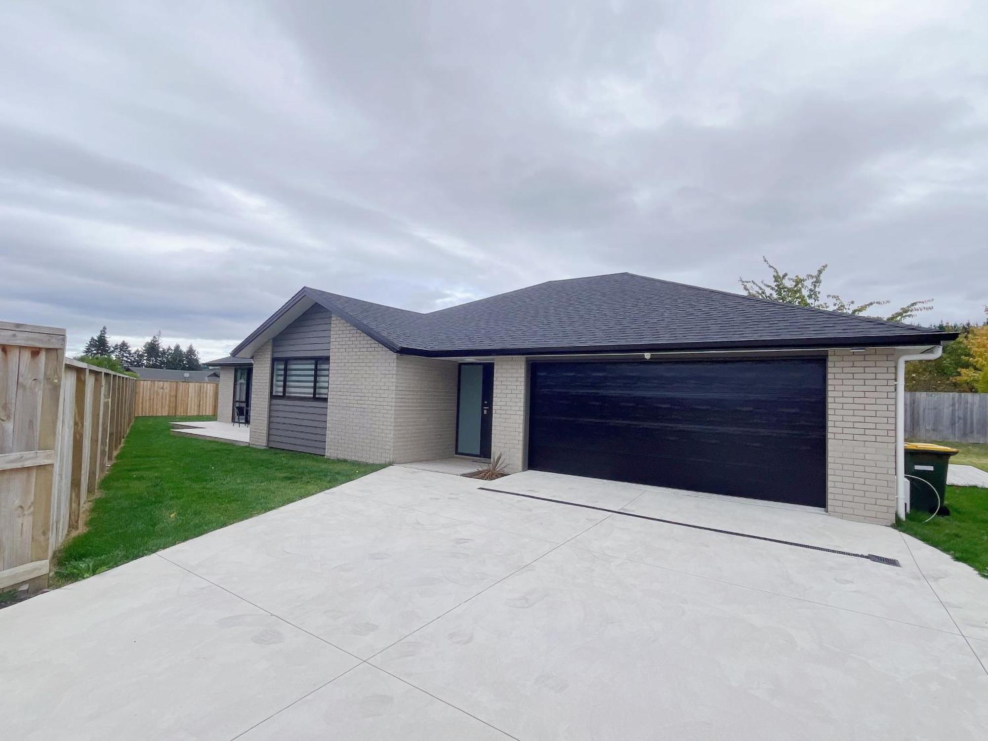 Rotorua Sunshine Brand New 4 Bedroom House Zewnętrze zdjęcie